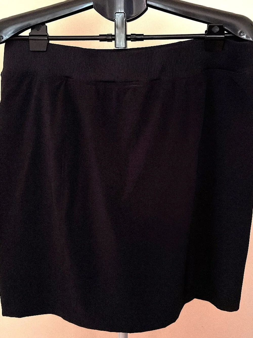 CHICO'S Zenergy Black Skort w/Silver Zippers on Two Pockets Size 2.5 (Large/14)